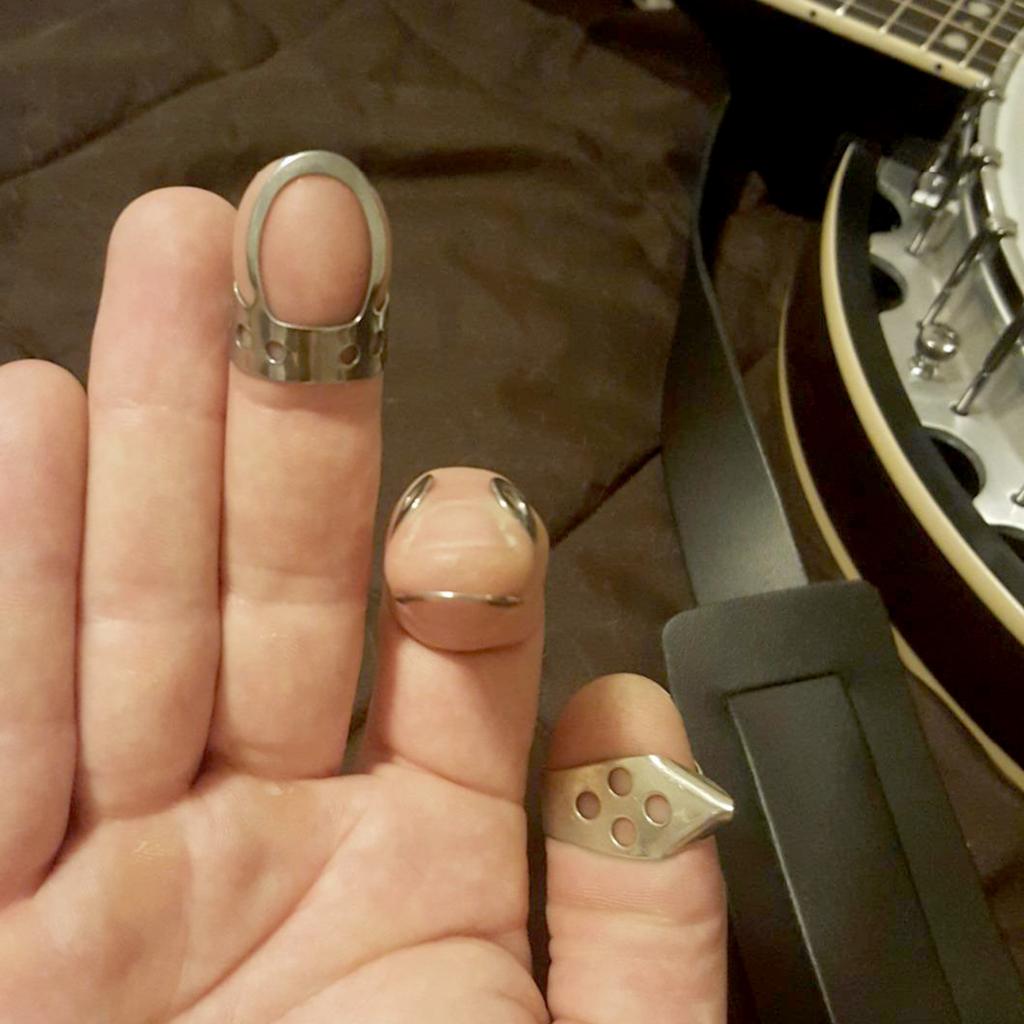 4pcs Thumb Picks Butterfly Gui - مراجعة Musical Instrument Banjo وسعره